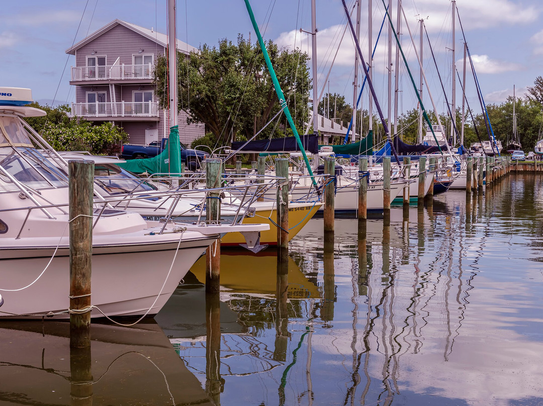 Knapp's Narrows Marina & Inn主图