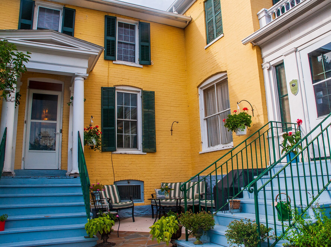 The Laurentide Inn主图