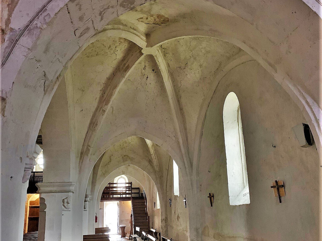 Eglise Saint Laurent-Romagne必去景点