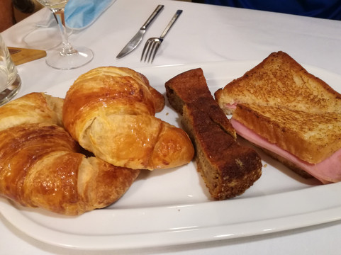 Unanu旅游攻略图片