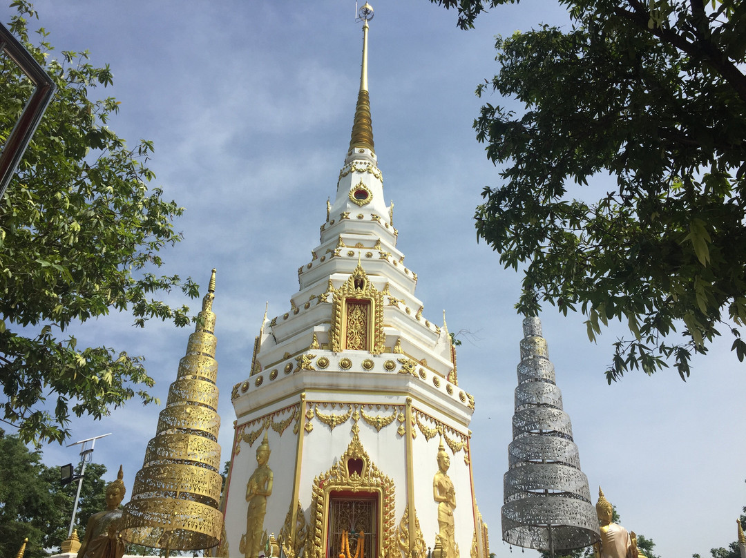 Phra That Maha Chai景点图片