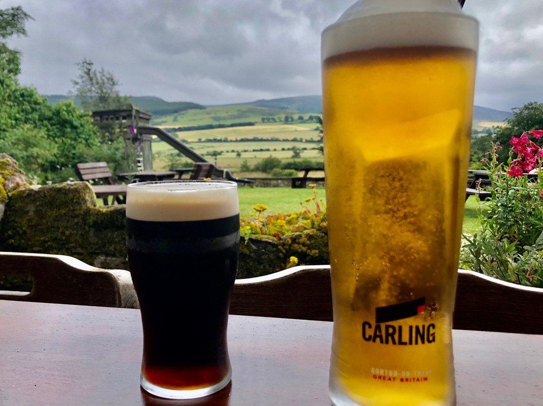 The Three Wheat Heads Inn主图