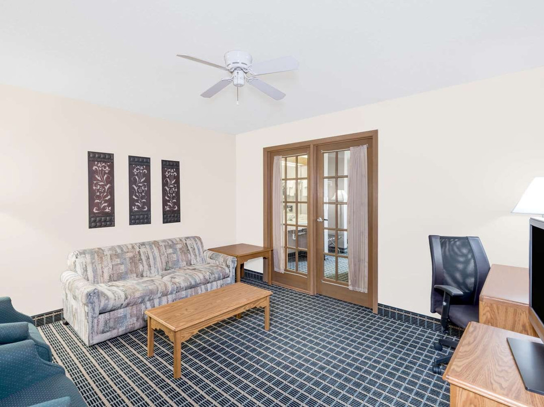 Baymont by Wyndham Marshalltown主图