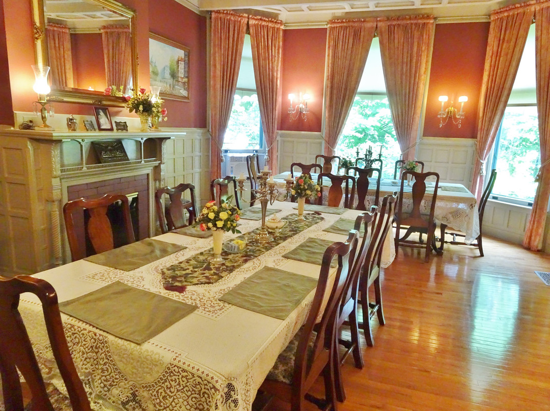 The Oliver Inn主图