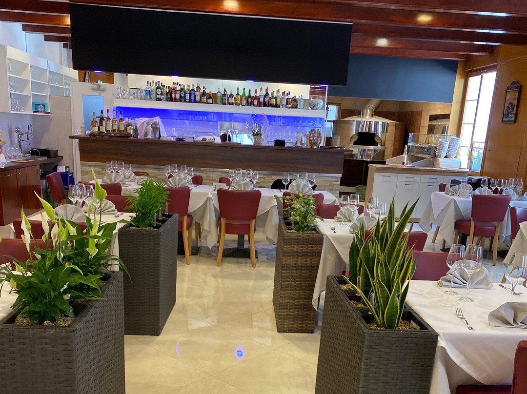 Hotel La Maison Blanche主图