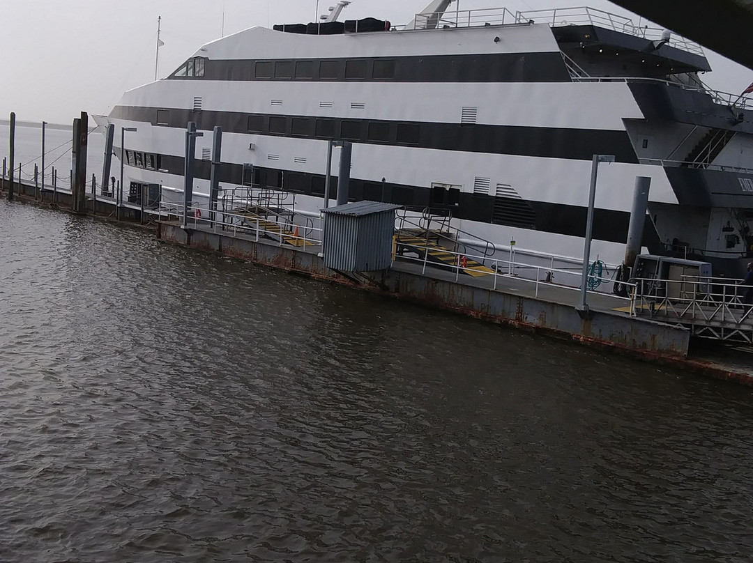 Emerald Princess II Casino-不伦瑞克必去景点