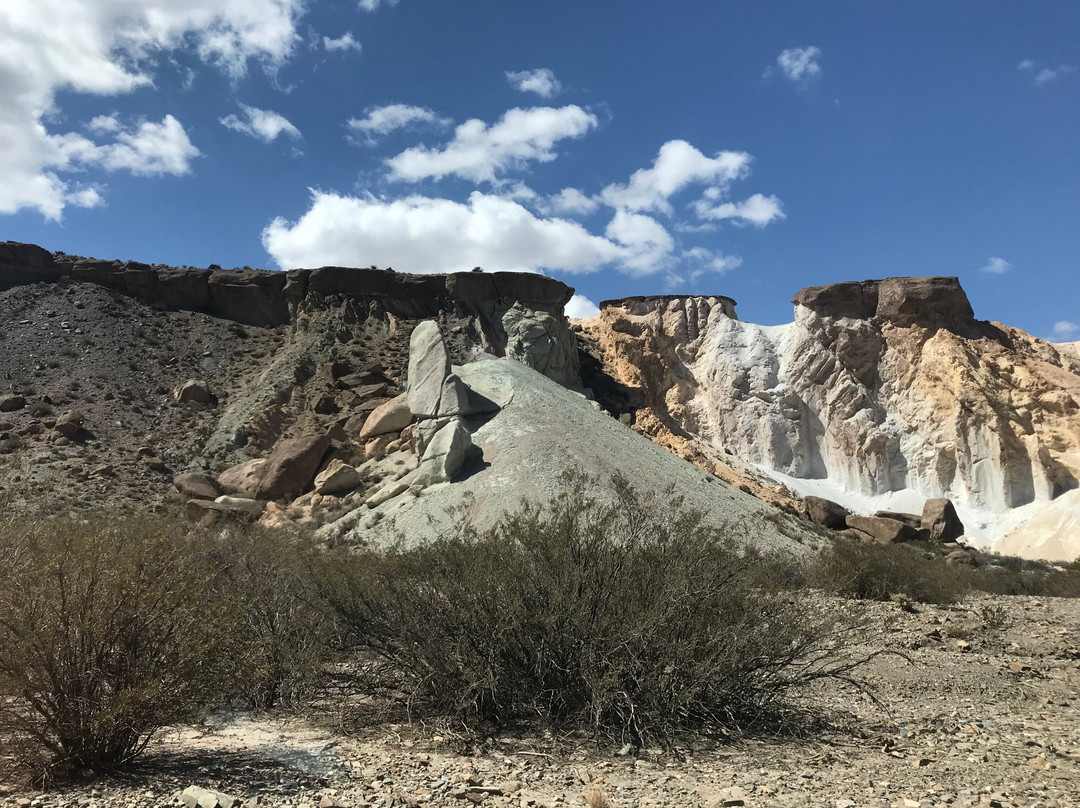 Cerro Siete Colores-乌斯帕亚塔必去景点