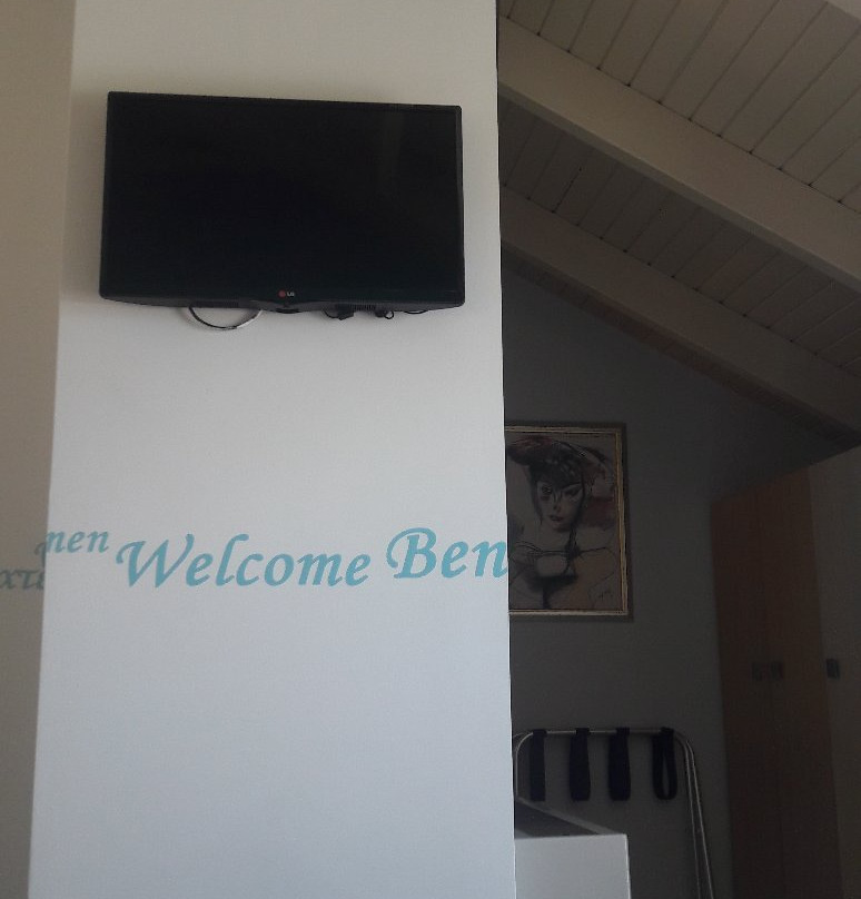 洛里安普莱萨酒店主图