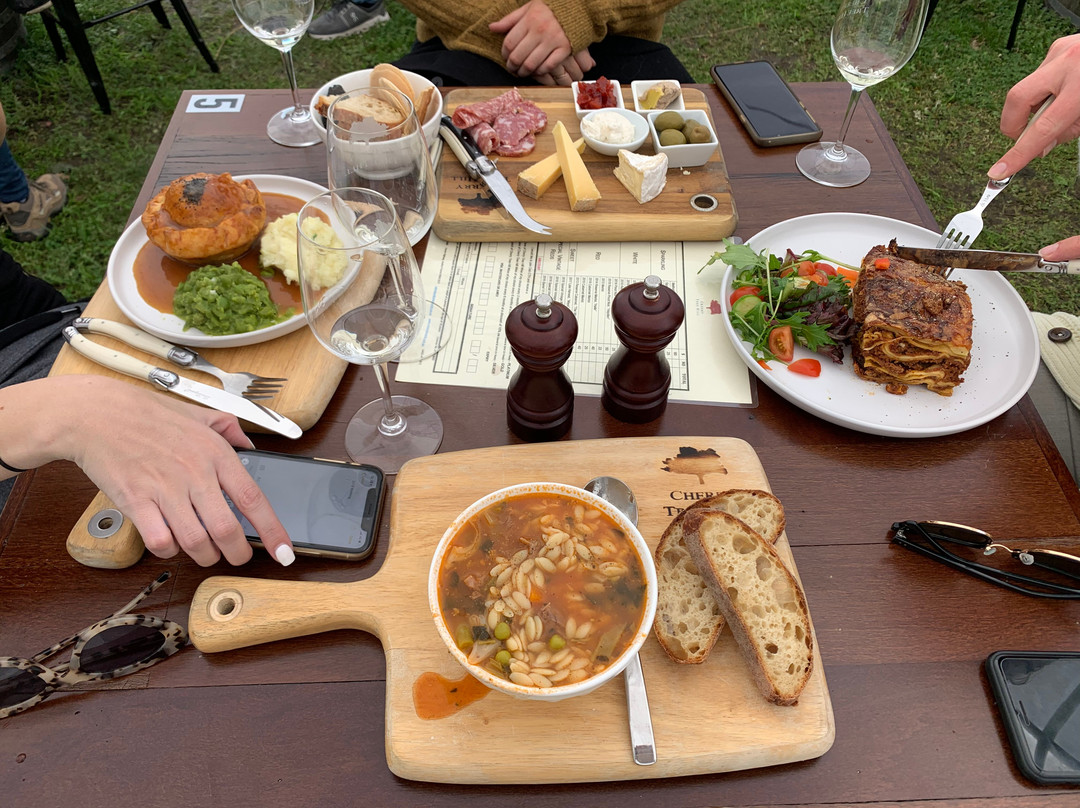 Cherry Tree Hill Vineyard-Sutton Forest必去景点