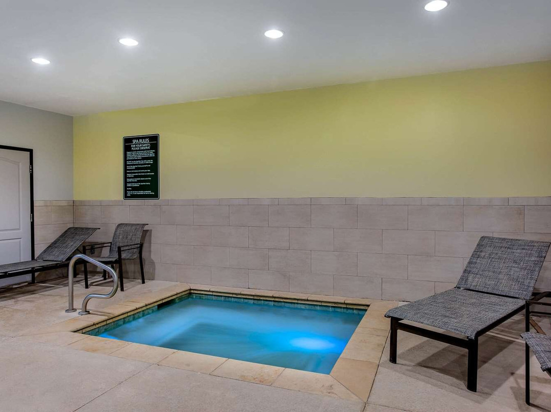 La Quinta Inn & Suites by Wyndham Andrews主图