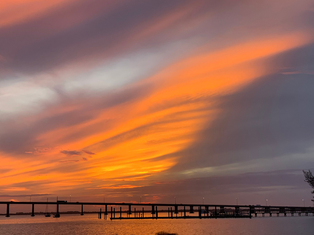 Fort Myers River District-迈尔斯堡必去景点