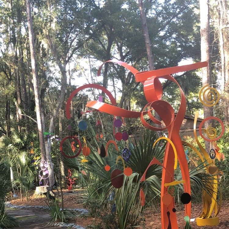 Palmeto Oaks Sculpture Garden景点图片