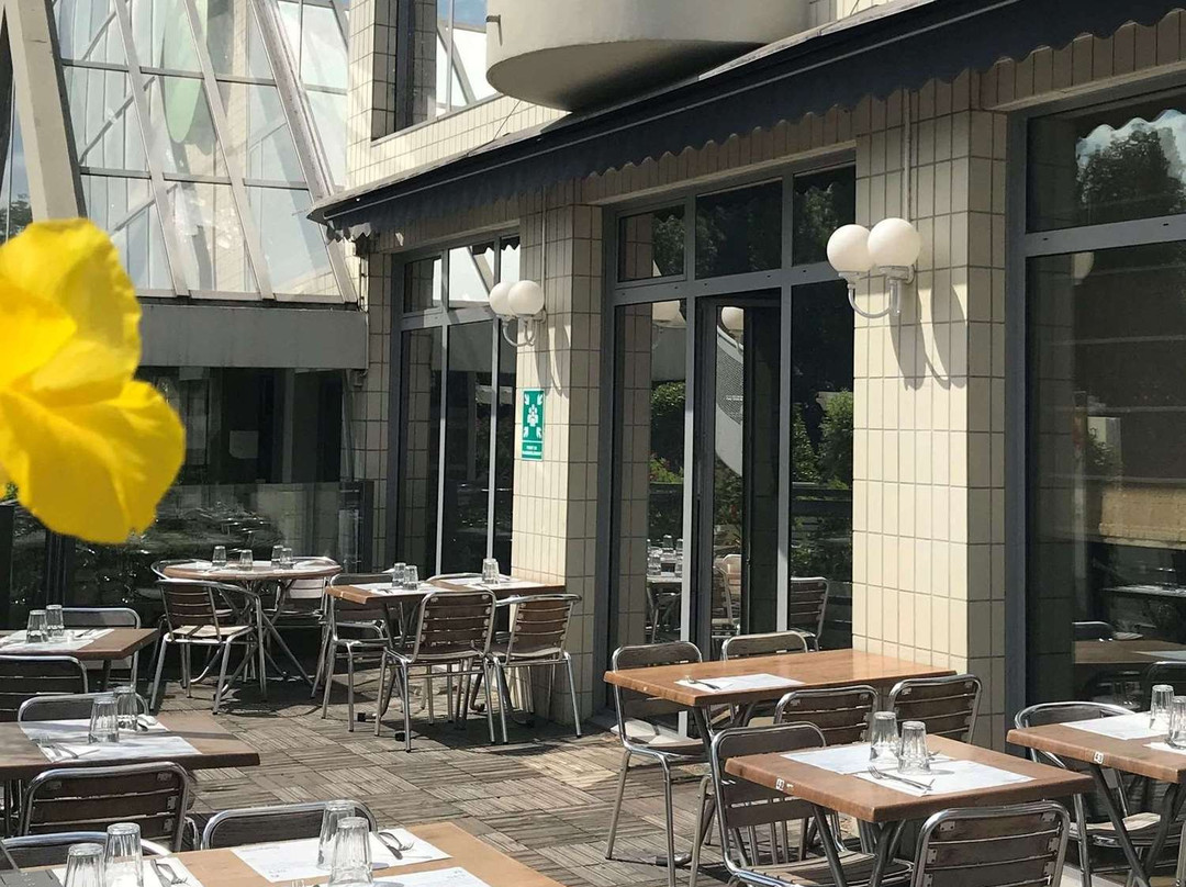 钟楼诺杰苏尔玛娜酒店主图