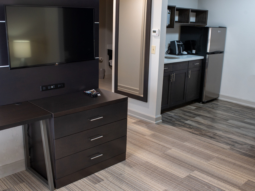 Holiday Inn Express & Suites Conover (hickory Area) By IHG主图