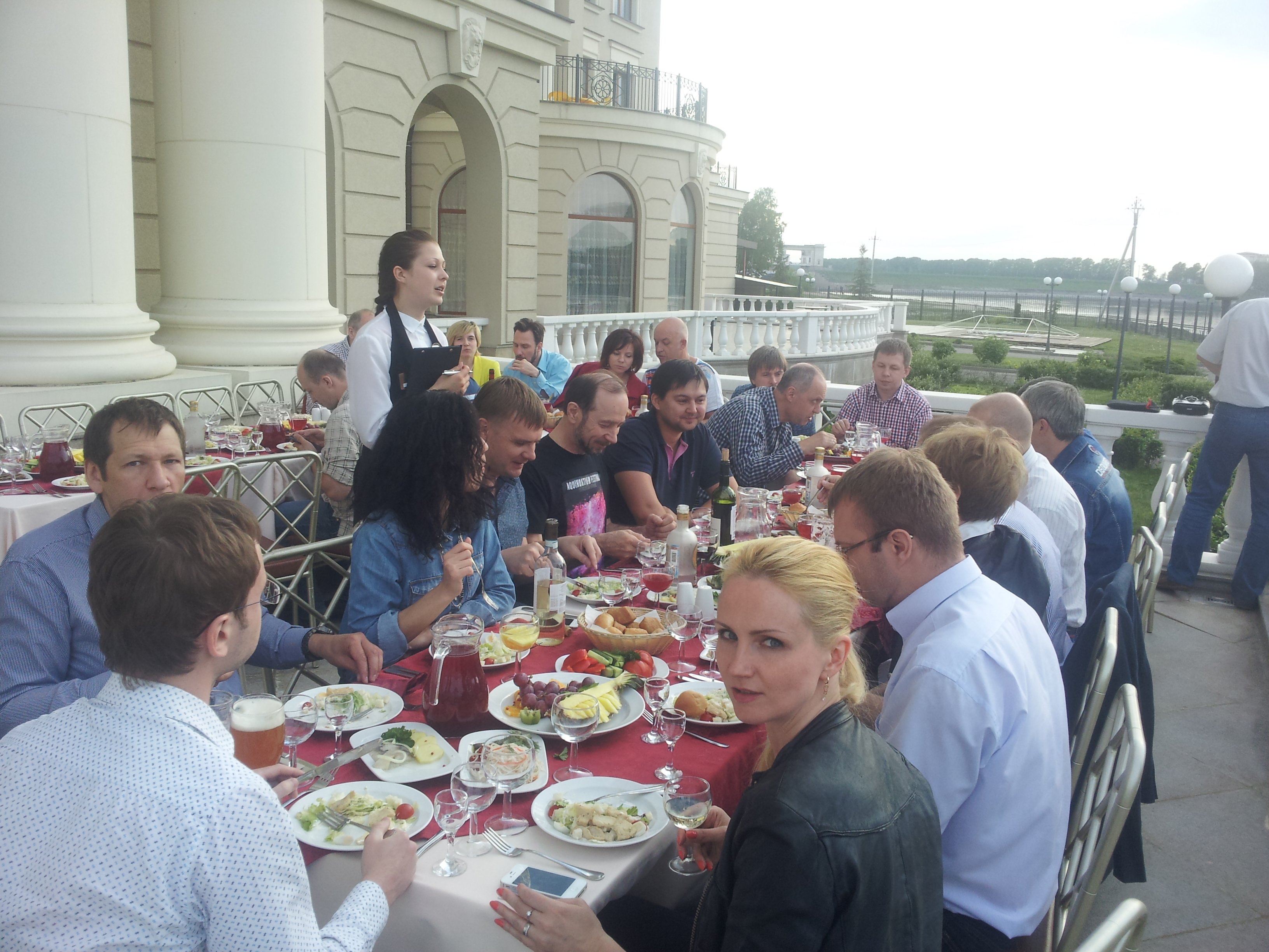 Volzhskaya Rivyera Hotel-餐饮