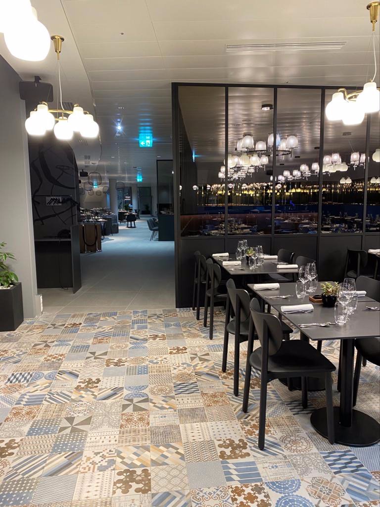 Mercure Geneva Airport-餐饮