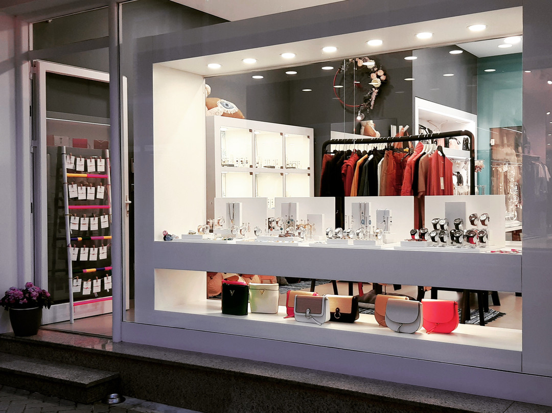 Elsa Alta Bigiotteria-莱夫卡扎必去景点