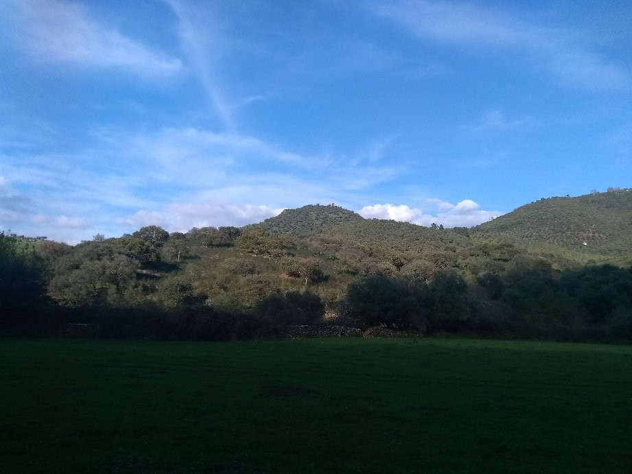 Monumento Natural Cuevas de Fuentes de Leon景点图片