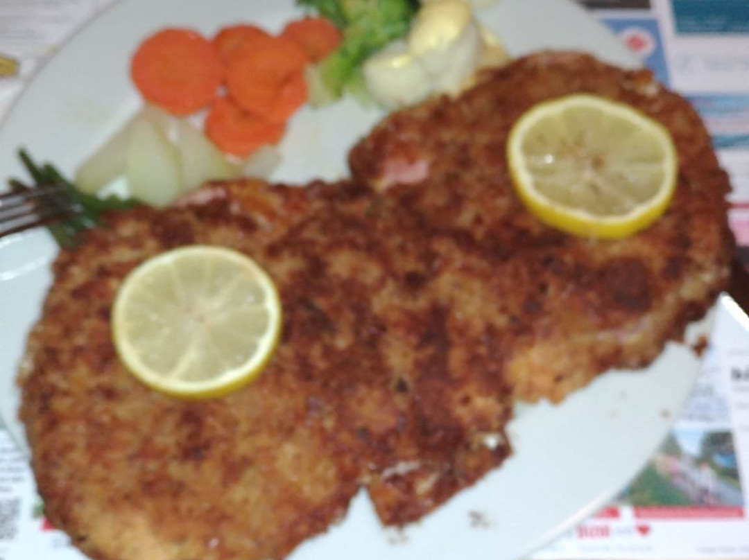 Wangs餐馆和美食-Schonbuhl