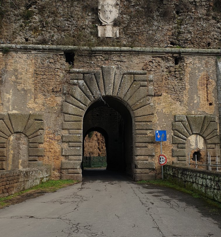 Porta Romana-Nepi必去景点
