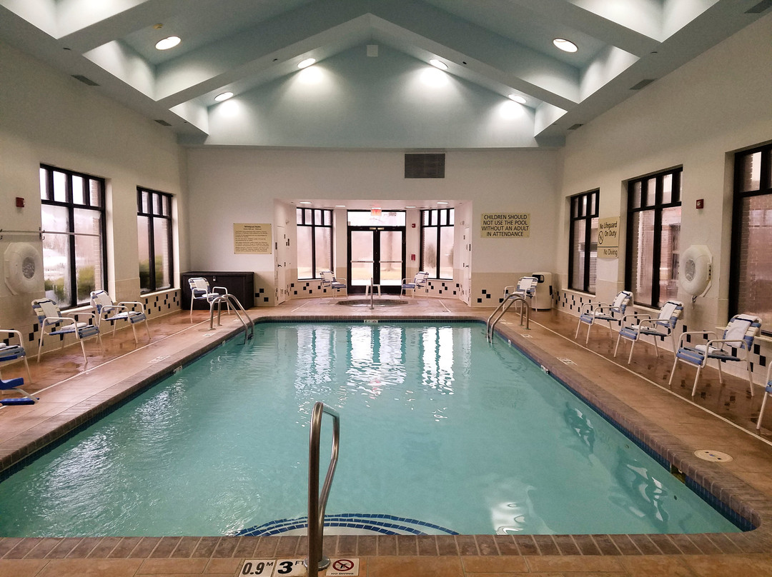 Hampton Inn & Suites Kansas City-Merriam主图