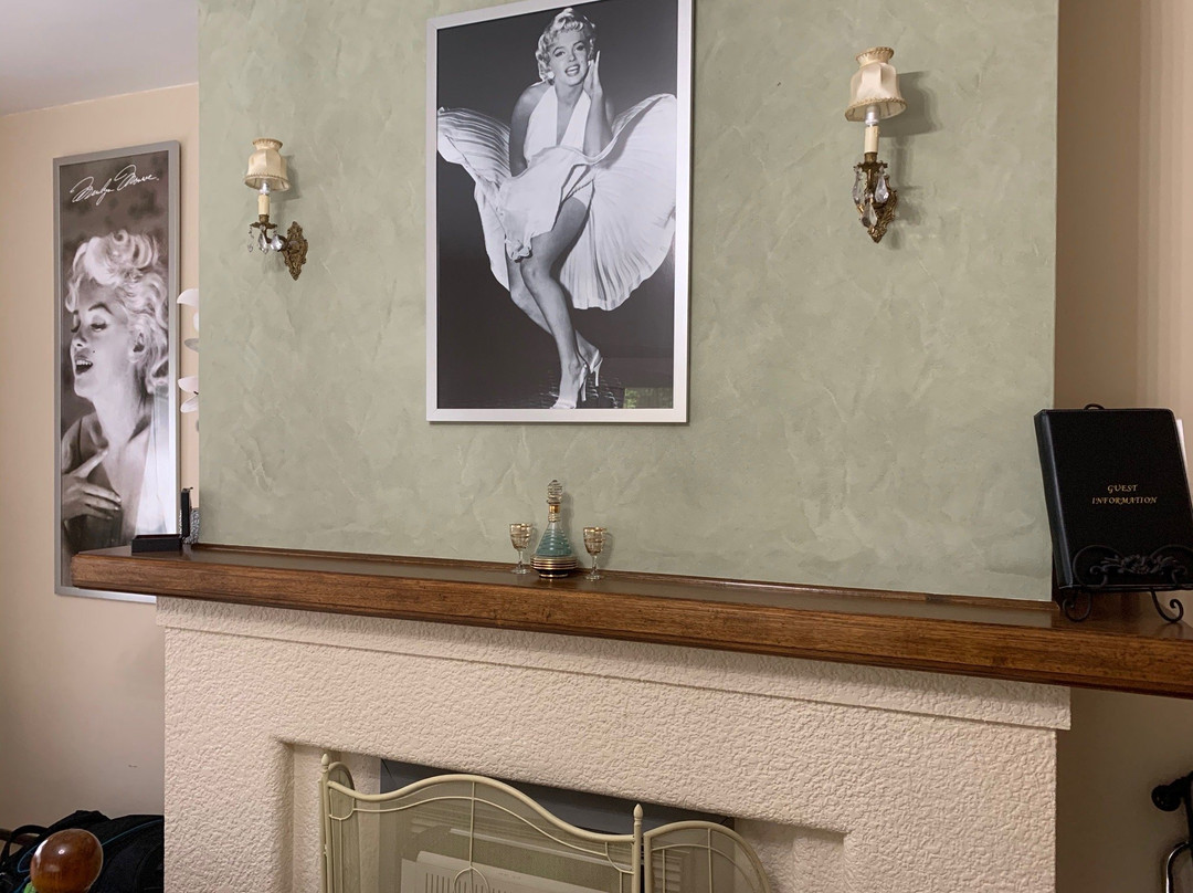 Jones on Wilson主图