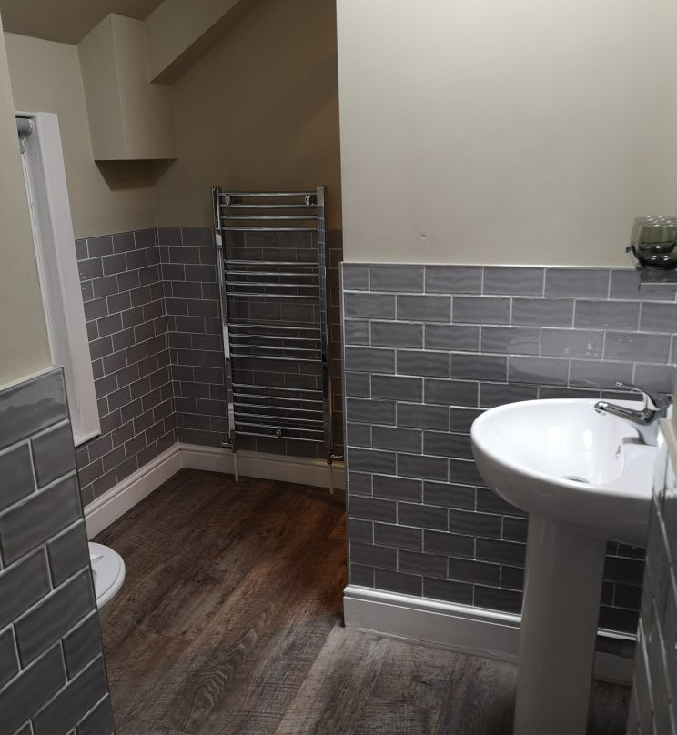 The Bull Hotel主图