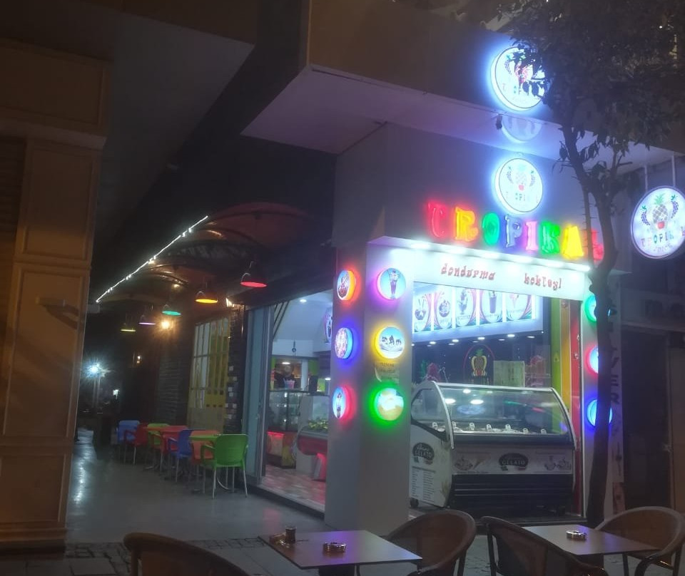 Cumhuriyet Caddesi-Van必去景点