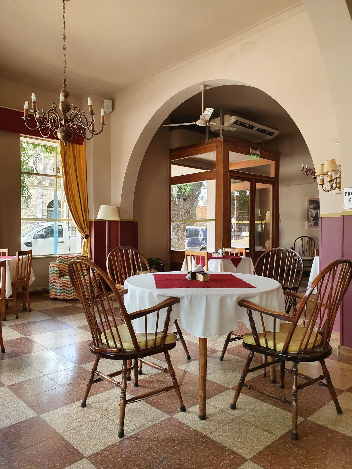 Gran Hotel Avenida-餐饮