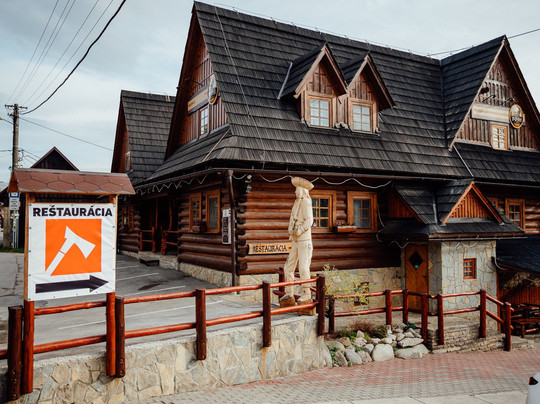 Jánošíkova Valaška Reštaurácia & Bar