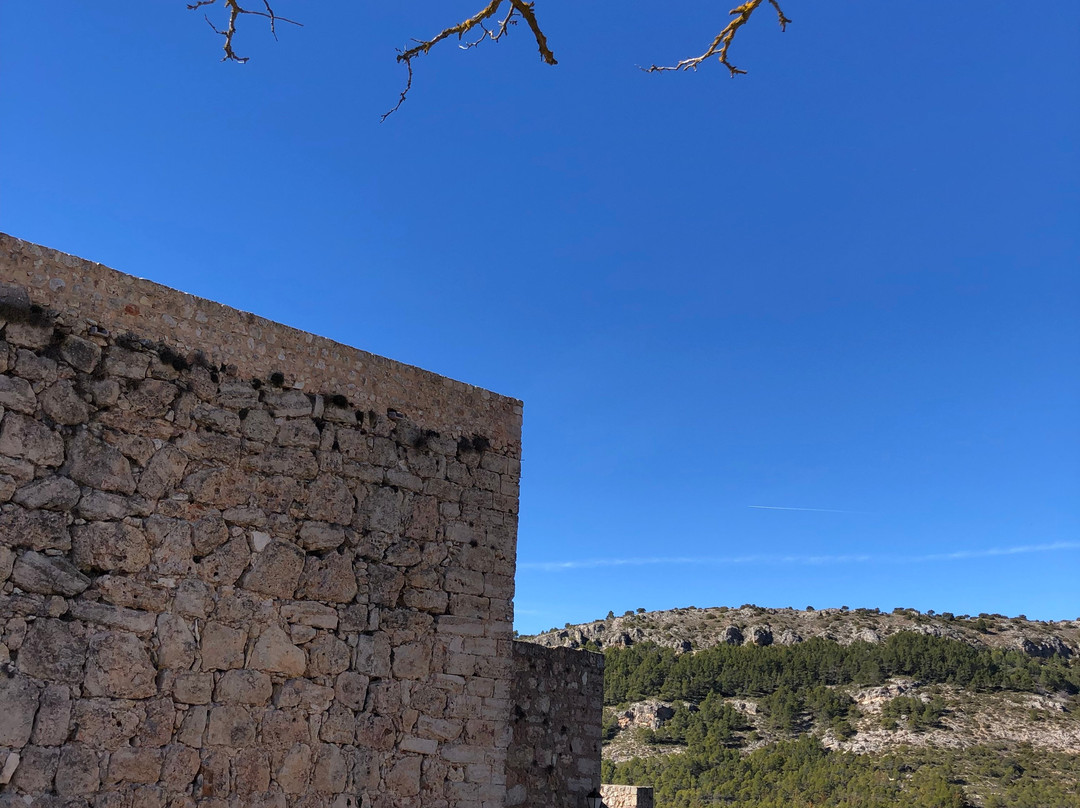 Murallo y Arco de Bezudo景点图片