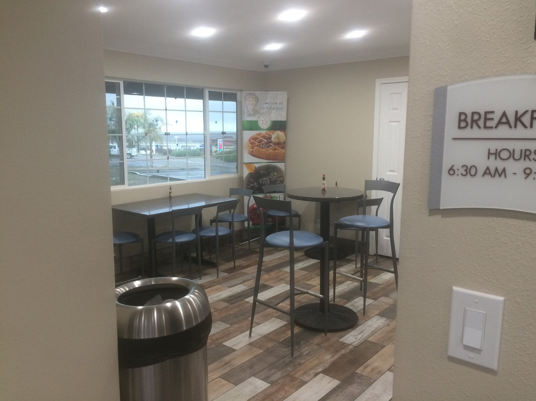 Quality Inn Kettleman City Near Hwy 41主图