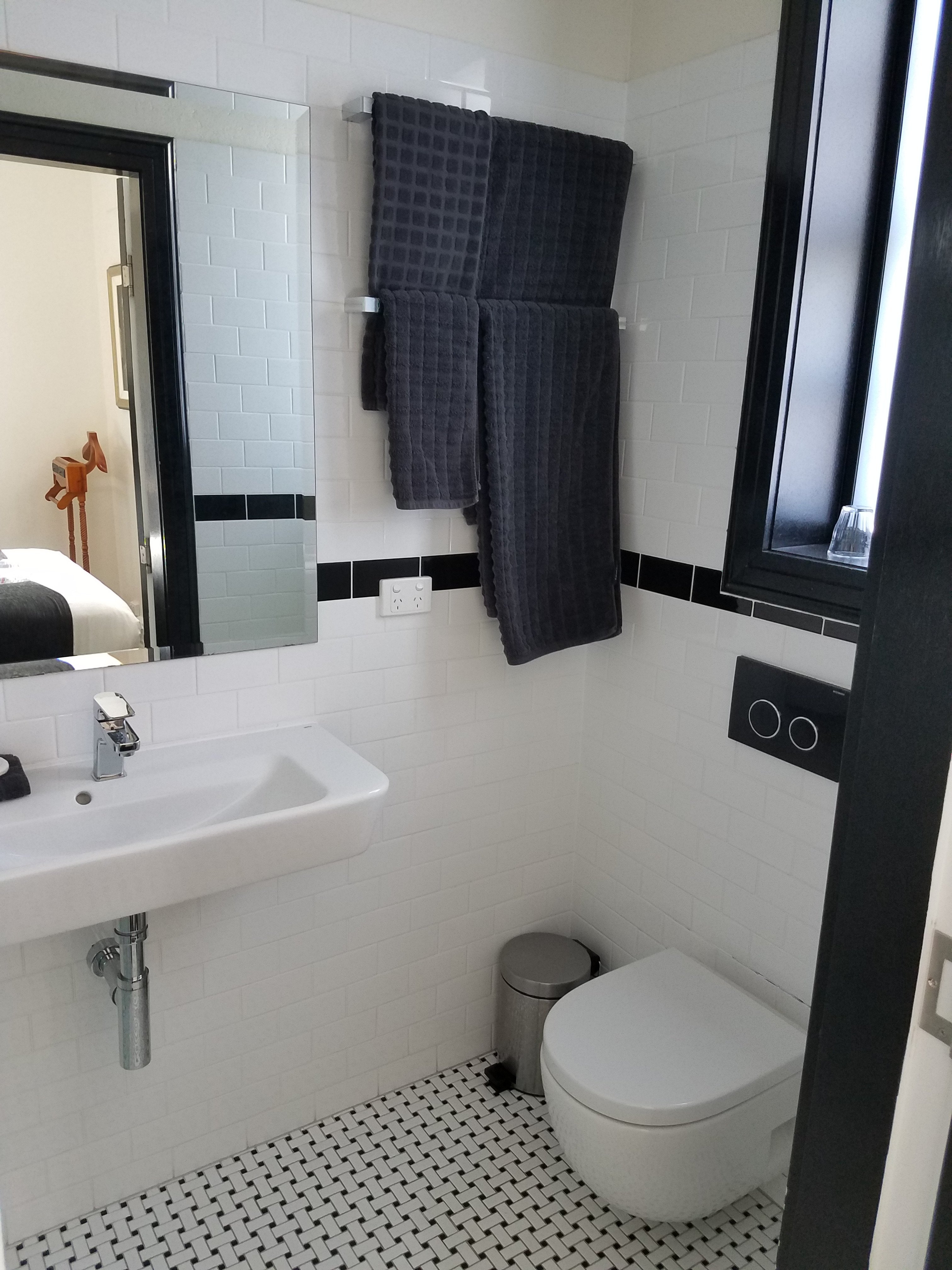 The Commercial Boutique Hotel-浴室