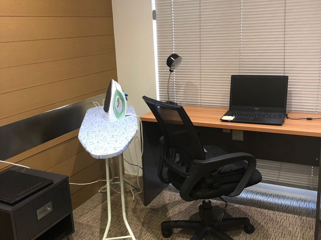 Moura Meridian Motel主图