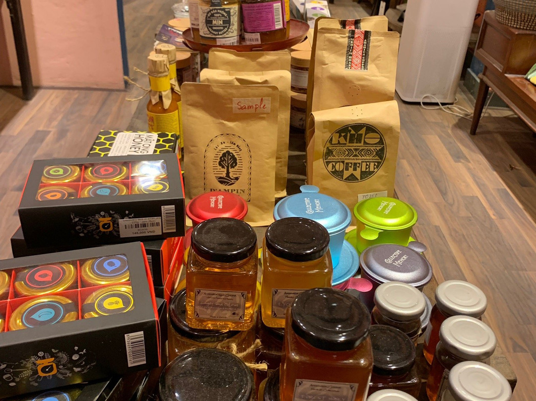 Collective Memory - The House of Curios-Hoan Kiem必去景点