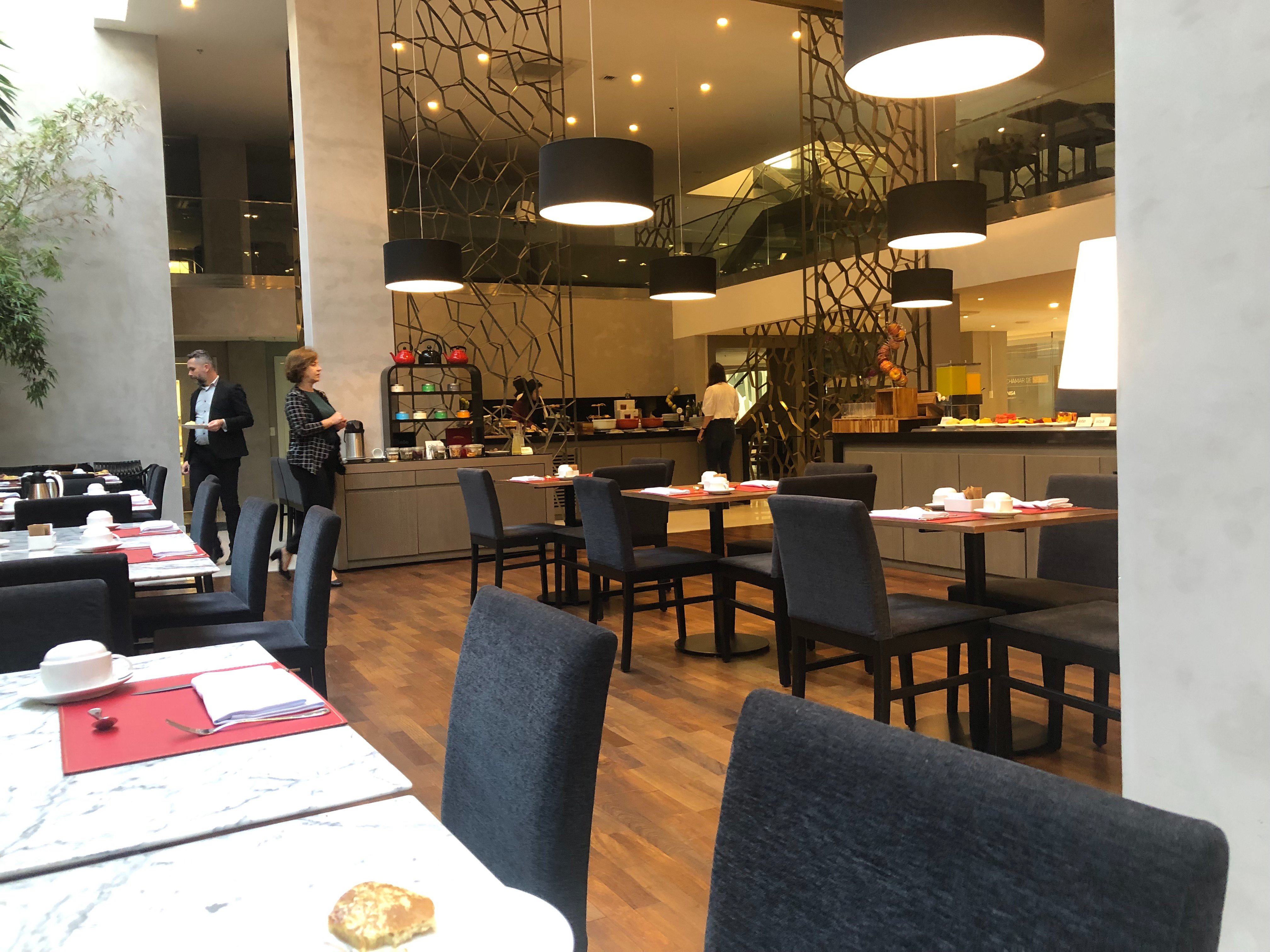 NH Curitiba the Five-餐饮