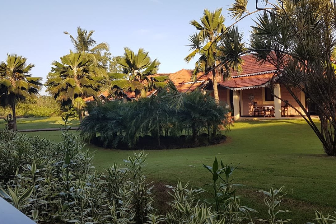 果阿度假胜地假日酒店主图