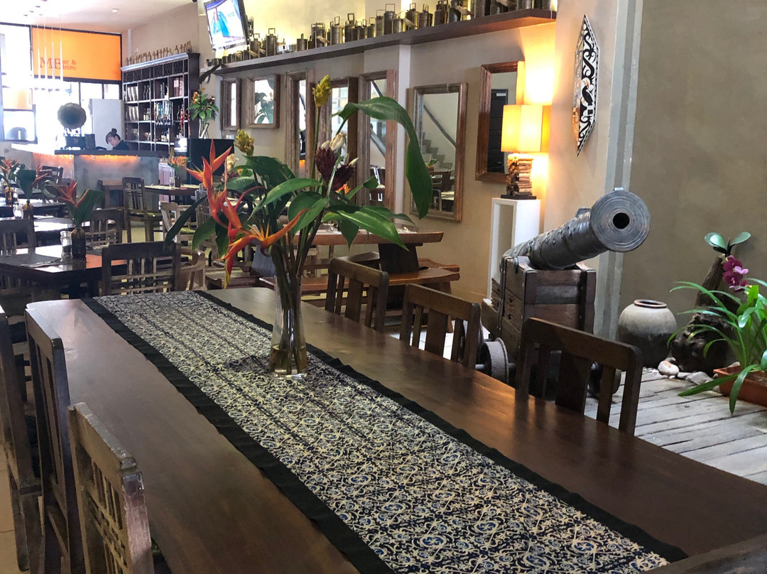 王后精品套房酒店主图