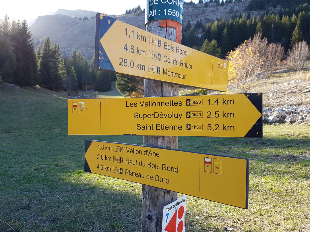 Pic de Bure-La Roche-des-Arnauds必去景点