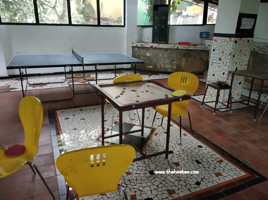 恩德科森林湖酒店主图