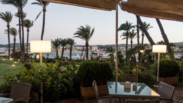 Parador de Jávea-餐饮