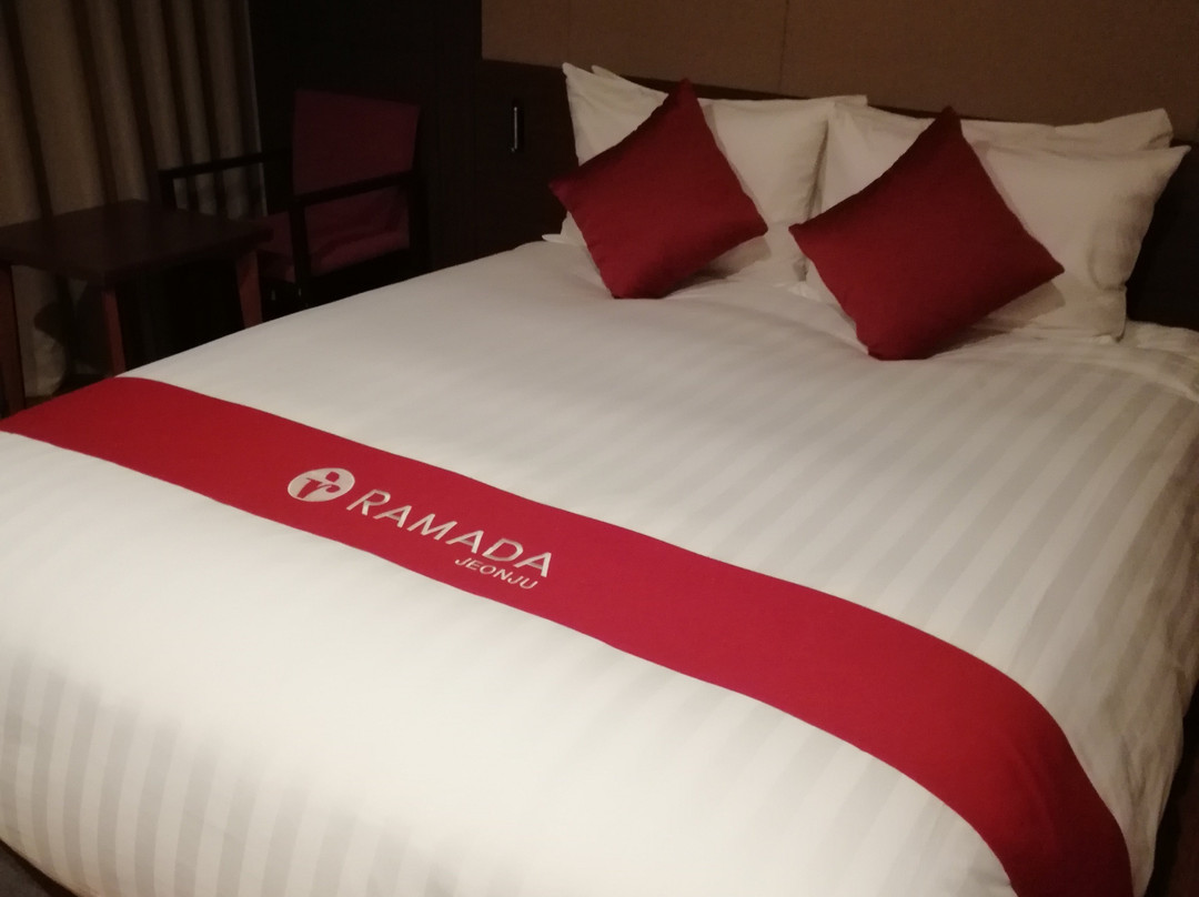 Ramada Jeonju Hotel主图