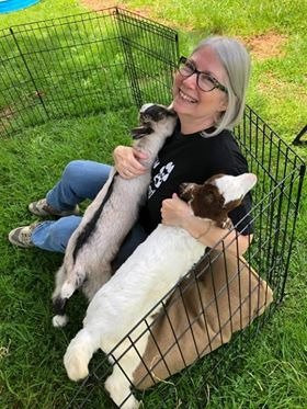 Bella View Farm Animal Sanctuary景点图片