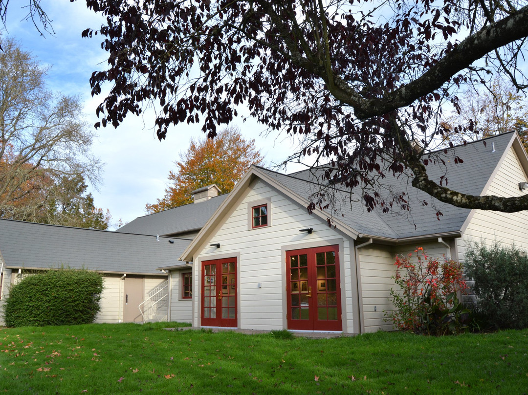 Bush Barn Art Center-塞勒姆必去景点