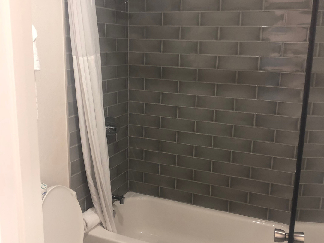 Howard Johnson by Wyndham Florence主图