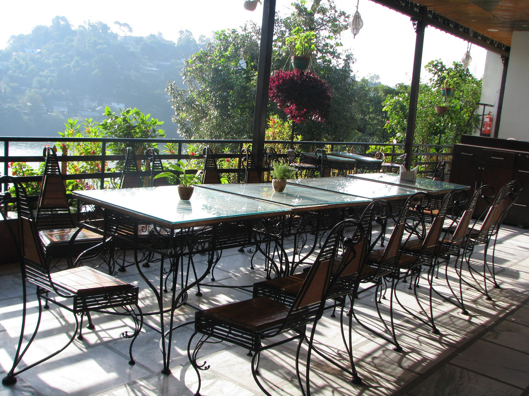 Hotel Harshikhar主图