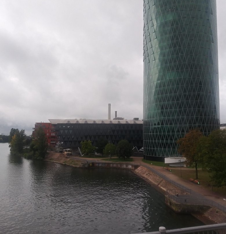 Westhafen Tower-法兰克福必去景点