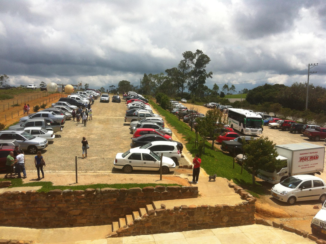 Mercado Campesino de Acuarela景点图片