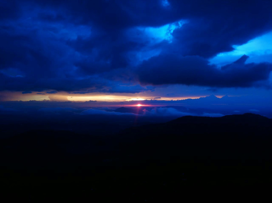 Meraki Tuk Tuk and Taxi Tours