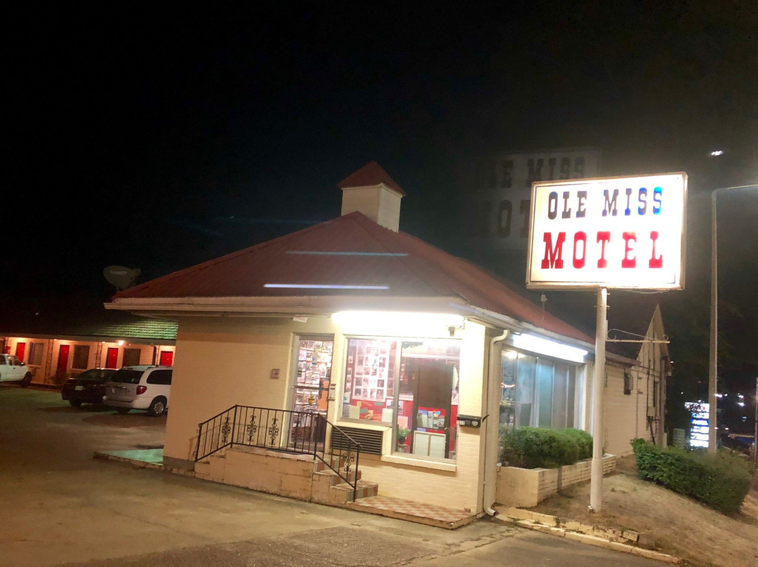 Ole Miss Motel主图